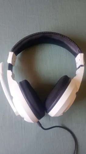 Headphone Redragon Branco e Preto