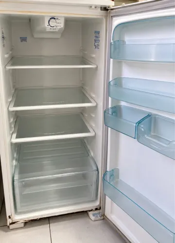 Geladeira Eletrolux