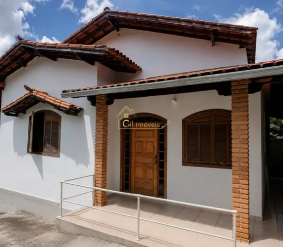 Casa à venda com 2 moradias no bairro Bom Sucesso, Barreiro