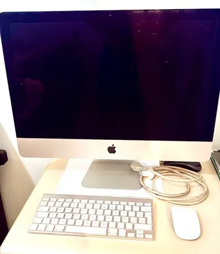 Modelo: iMac (Retina 4K, 21,5 polegadas, Meados de 2017) ? MNDY2LL/A Tela: Retina 4K de 2