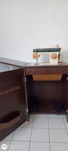 MÁQUINA DE COSTURA SINGER ELETRÔNICA