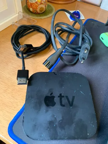 Apple TV Full HD Preto