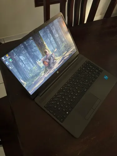 NOOTBOOK HP G9 250