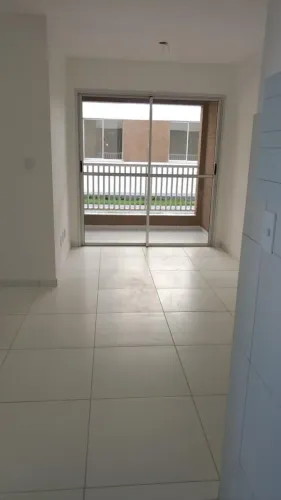 Alugo apartamento no Litoraneo Barra
