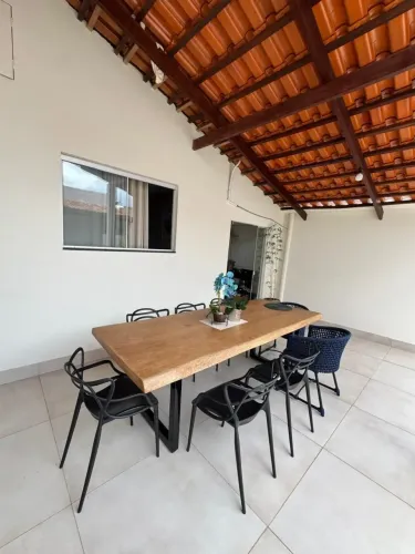 Imóvel para venda tem 105 metros quadrados com 2 quartos em Condomínio Santa Rita - Goiâni