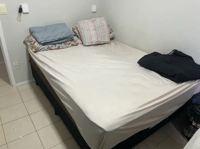 Cama casal completa Base e colchao