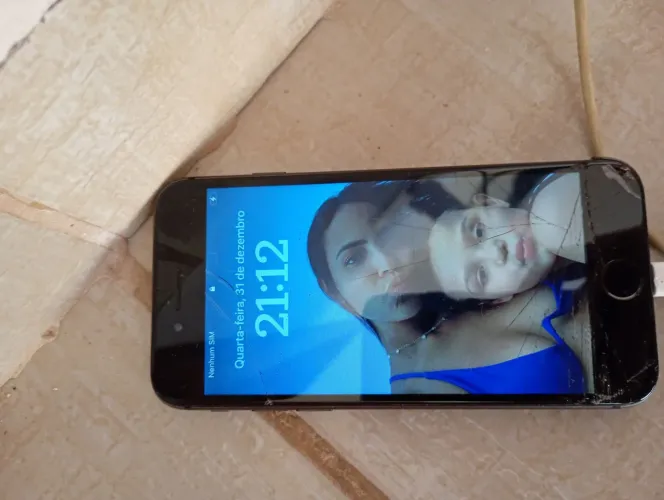 iPhone 8 