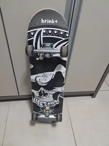 Skate seminovo poucas vezes usado