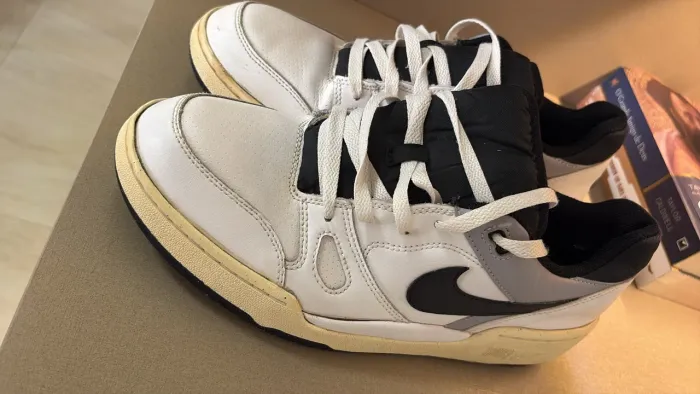 Tênis Nike - 42