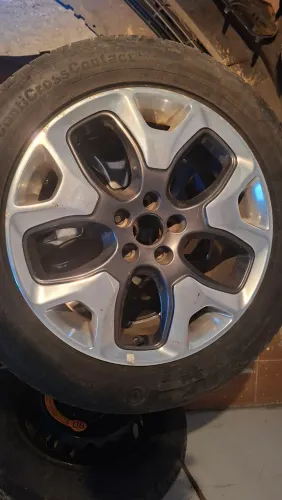 Jogo de rodas compass X renegade 4 rodas semi nova ...sem solda 