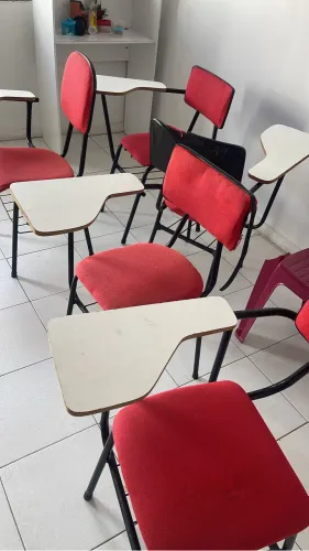 Cadeira escolar 