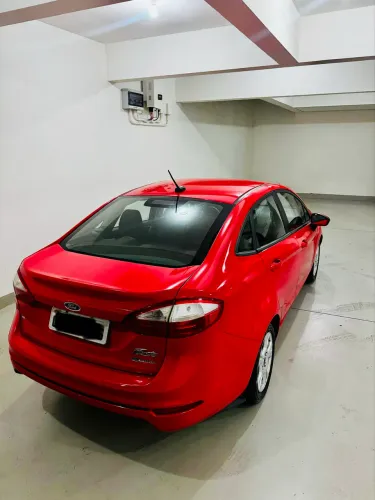 Ford Fiesta Sedan SE 1.6 16V Flex 4P 2014