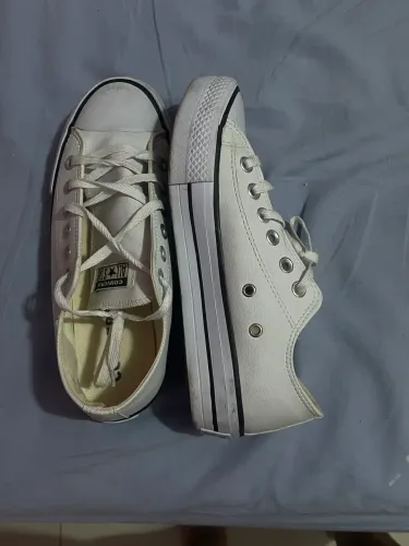 Tênis branco converse all star tamanho 39