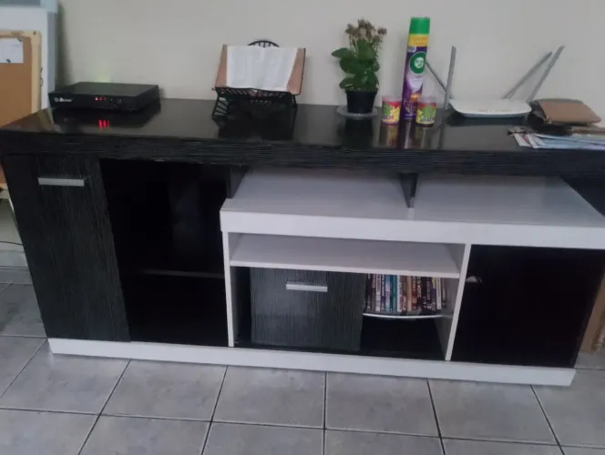 Rack preta e branca 