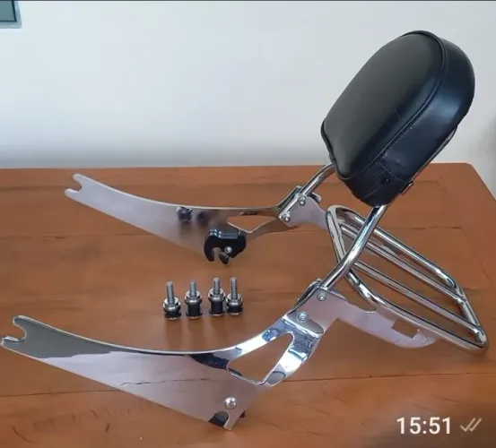 Sissy bar destacável com bagageiro removível 