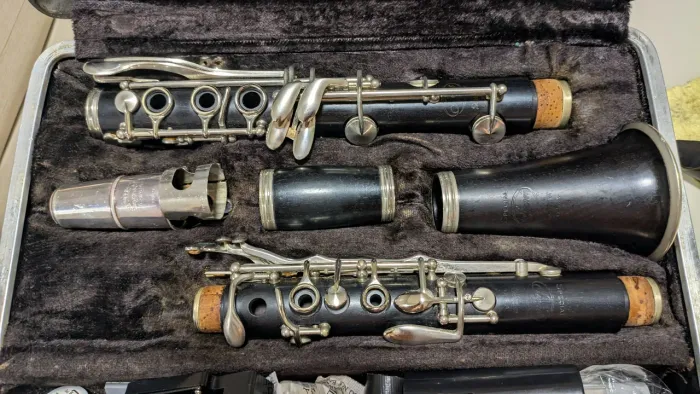 Clarinete Selmer Signet Special Madeira Ébano + Braç. Buffet Prata