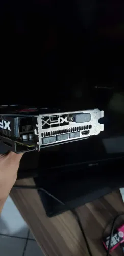 Placa De Vídeo Amd Xfx Radeon Rx 580 8gb (usado)