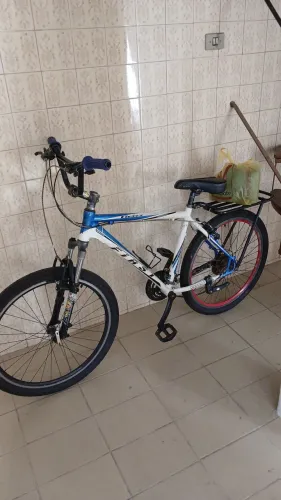 Bicicleta first aro 28