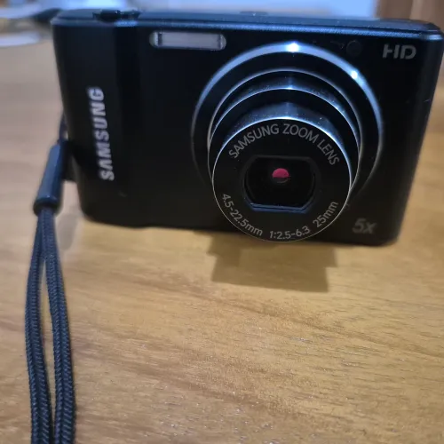 Câmera Digital Samsung ST64 - Ótimo estado e funcionando