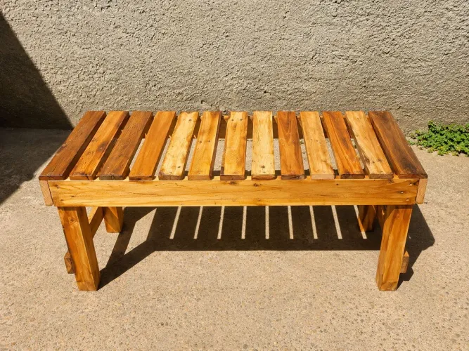 Mesa de centro ripada