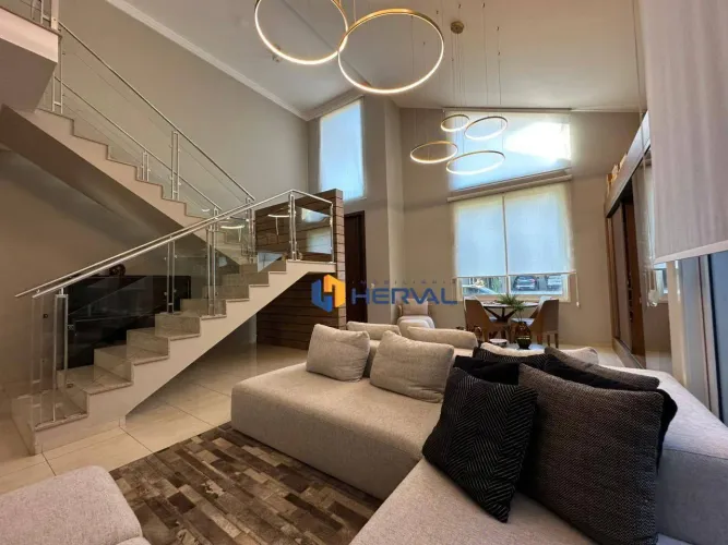 Sobrado com 5 quartos à venda, 422 m² por R$ 4.000.000 - Zona 08 - Maringá/PR