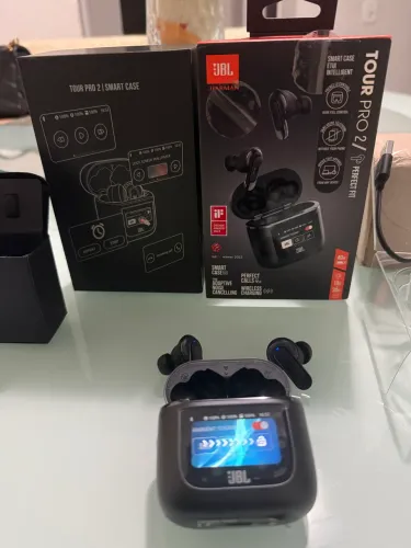 Fone de ouvido JBL TOUR PRO 2