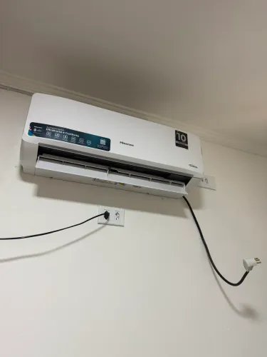Vendo um ar condicionado 1ano de uso