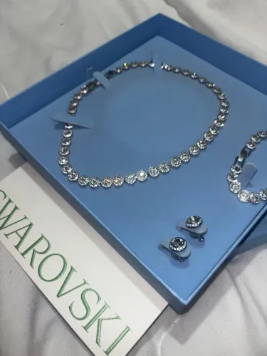 Conjunto swarovski 