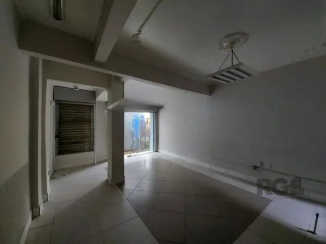 Ponto Comercial/Loja para Aluguel no Bairro Cidade Baixa com 100 m² de Área Útil
