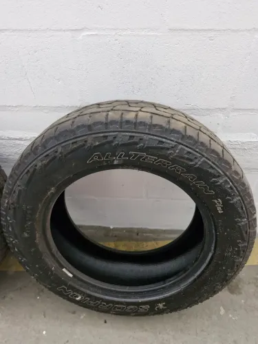 Pneus pirelli 225/65 R17 Scorpions alterrain plus 