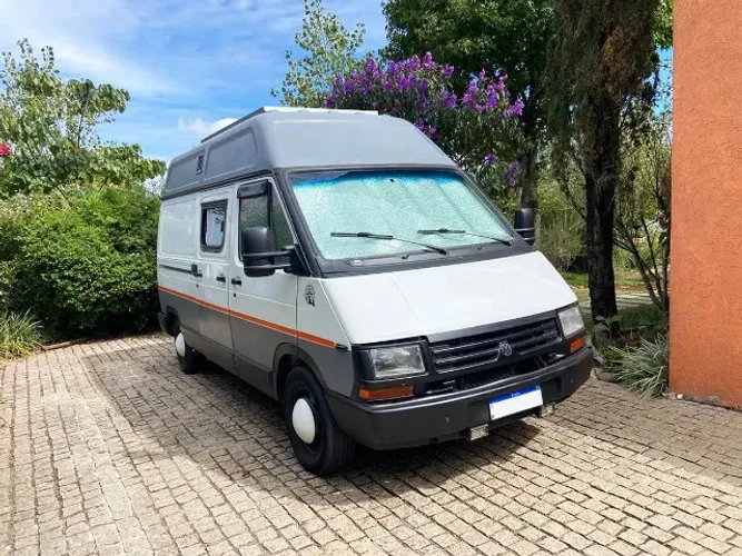Renault Trafic Furgão Chassi Longo 2.2 1997