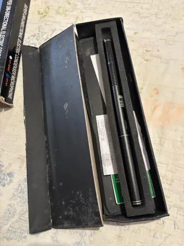 Microfone Condensador CSR HT320A Shotgun Ultracardióide XLR Preto