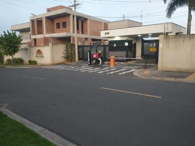 Terreno à venda em Campinas, Parque Rural Fazenda Santa Cândida, com 433 m², Flora Milano