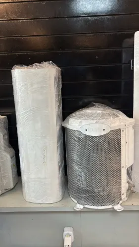 Ar-Condicionado Split Springer Midea 9.000 BTUs Seminovo