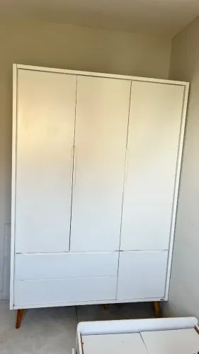 Guarda roupa infantil