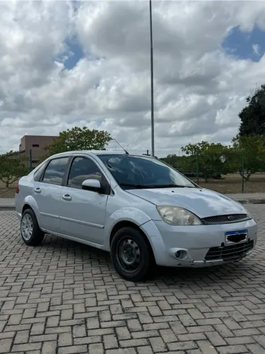 Ford Fiesta Sedan 1.0 8V Flex 4P 2007