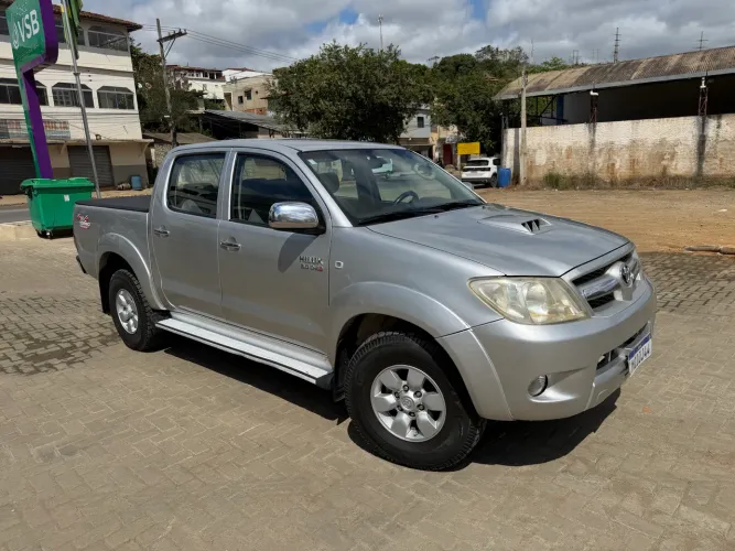Toyota Hilux CD SRV D4-d 4X4 3.0 TDI Diesel AUT 2006