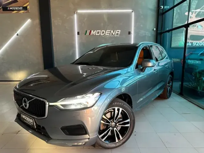 Volvo XC-60 XC 60 D-5 Momentum 2.0 AWD Diesel 5P 2020