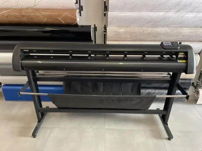 Plotter de Recorte Nagano HobbyCut Series II 150cm NPRLC150