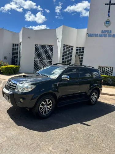 Toyota Hilux SW4 SRV D4-d 4X4 3.0 TDI Dies. AUT 2009