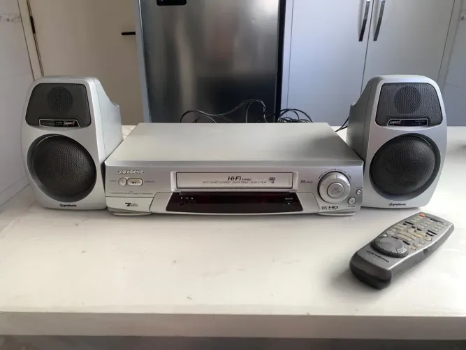 Vídeo Cassete V7 Hi-Fi Stereo Gradiente