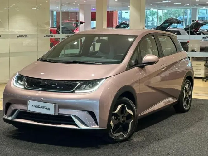 BYD Dolphin EV (Elétrico) 2025