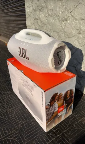 Caixa JBL, nova na caixa sem uso!!