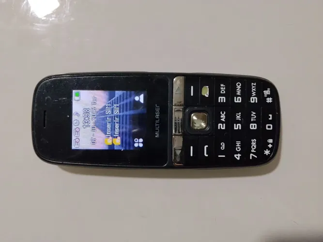 Celular em perfeito estado de uso