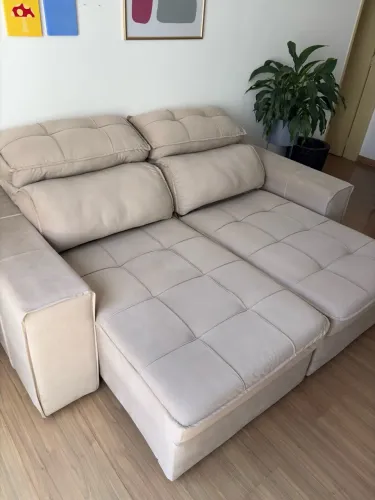 Sofá retrátil e reclinável