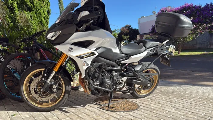Tracer 900 GT 24/25