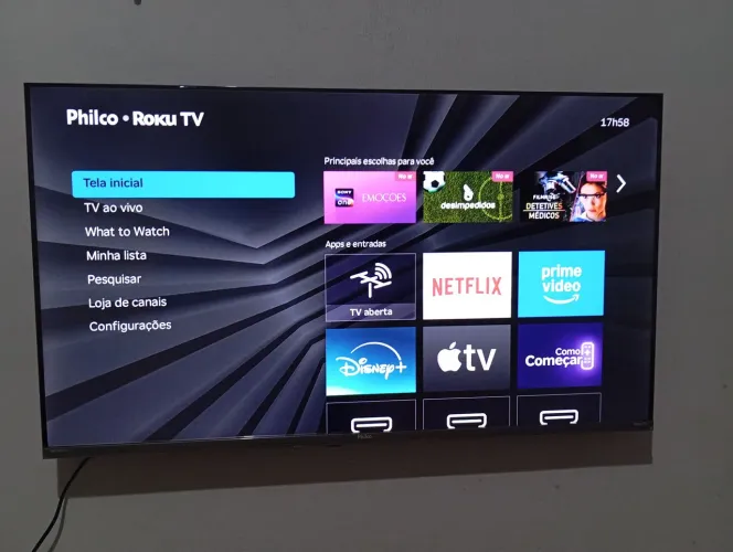 Vendo tv Philco 40 polegadas funcionando perfeitamente ainda na garantia 