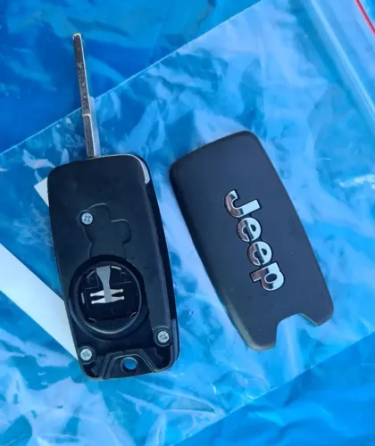 BARBADA ORIGINA JEEP - Carcaça Chave Canivete JEEP
