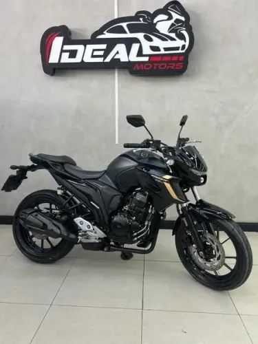 YAMAHA FZ25 FAZER 2024