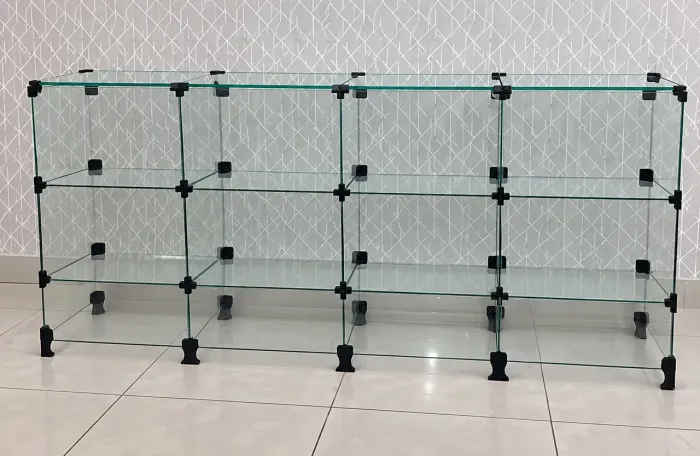 Balcão Modulado de vidro - colmeia